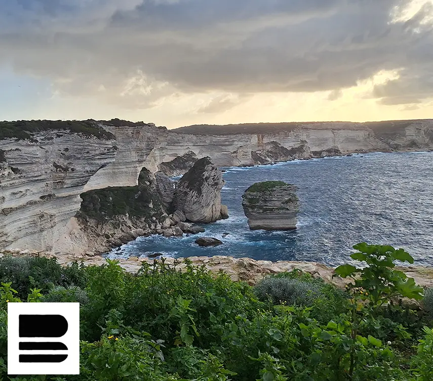 tourisme falaise de bonifacio